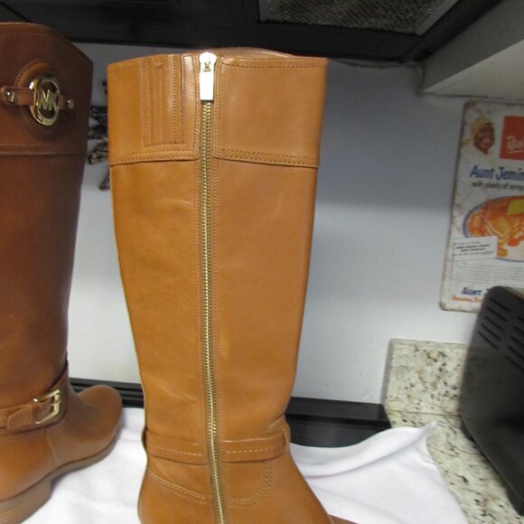 MICHAEL KORS Stockard Cognac Leather Tall Riding Boot Gold MK Sz 5.5 - Picture 8 of 16